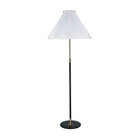 Le Klint 351 Floor Lamp 1700mm/レ・クリント フロア照明 351 Image